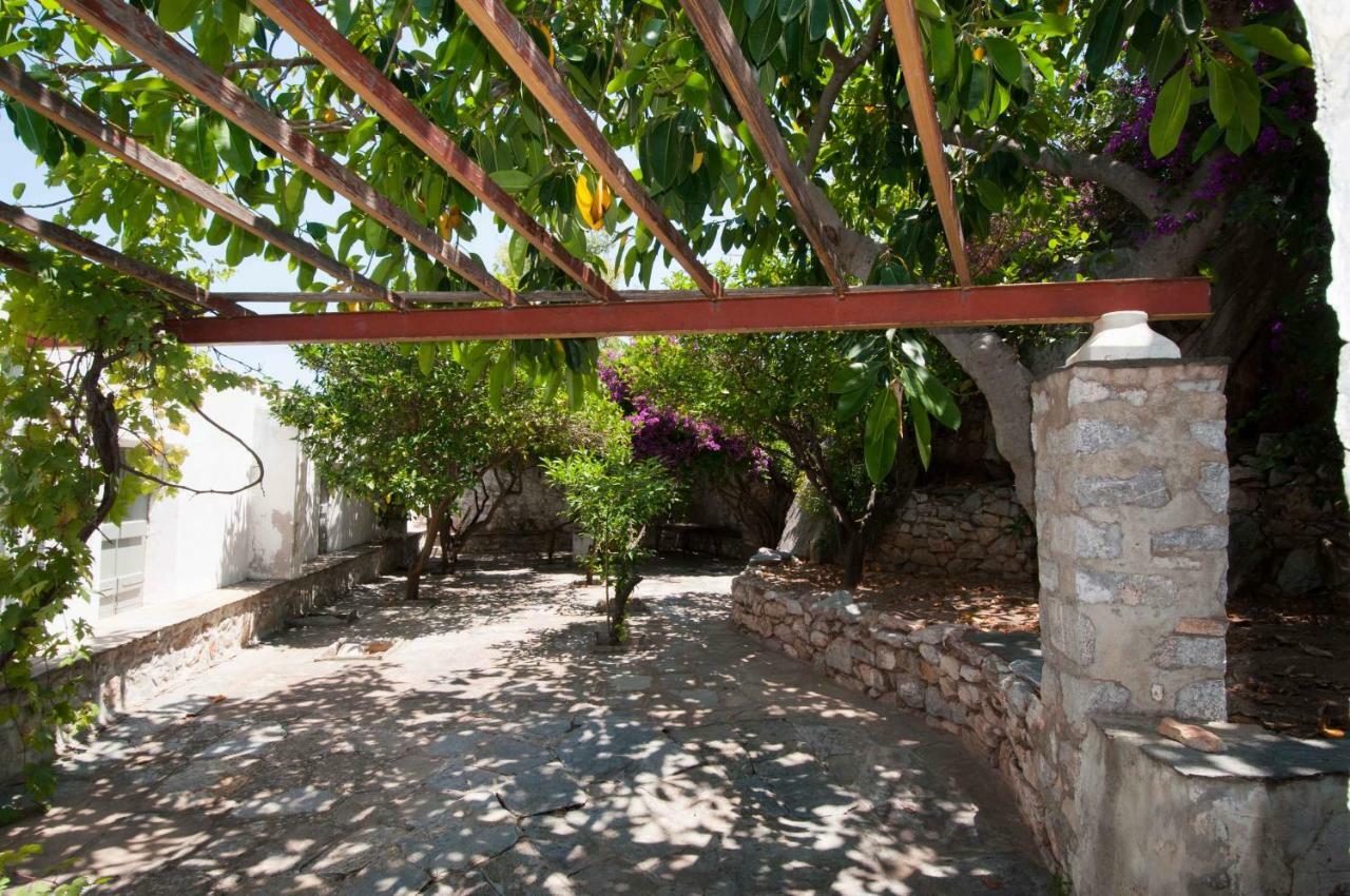 Rallou House Hydra Экстерьер фото