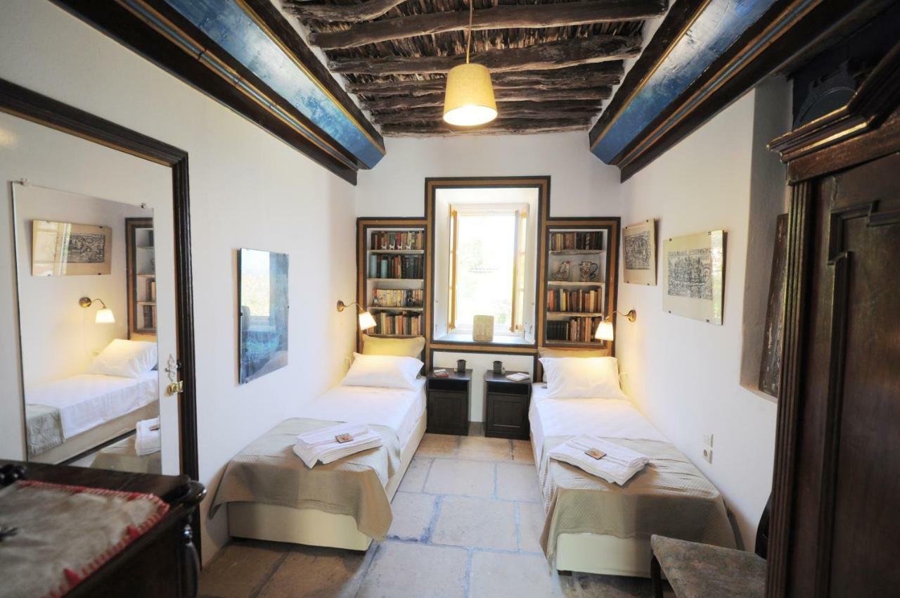 Rallou House Hydra Экстерьер фото